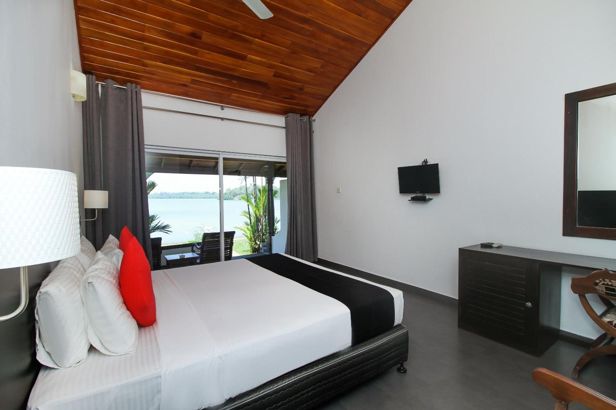 Kalla Bongo Lake Resort Hikkaduwa Room photo
